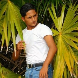 Meet your Posher, Ulises